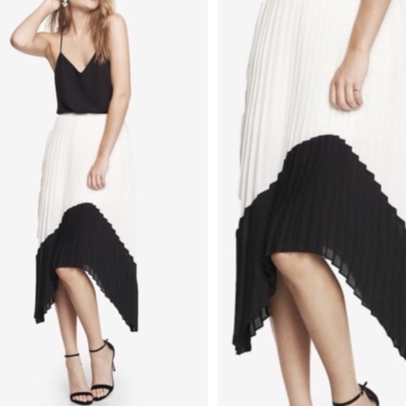 NWOT Express Asymmetrical skirt white/black - 00 - Picture 2 of 3